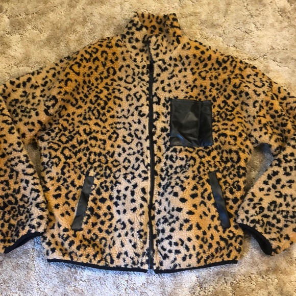 Jackets & Blazers - Leopard jacket